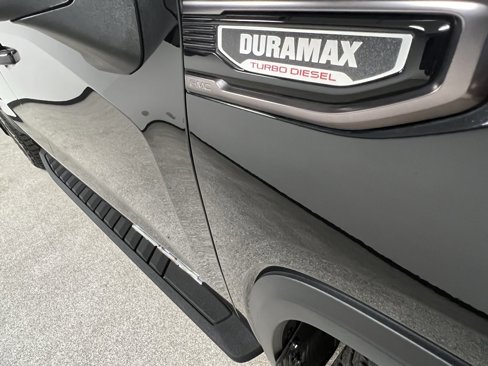 Used 2024 GMC Sierra 1500 AT4X image 17
