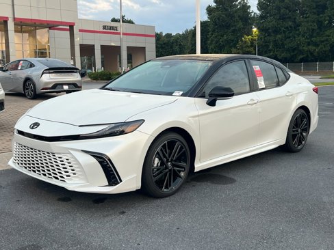 New 2026 Toyota Camry Hybrid image 2