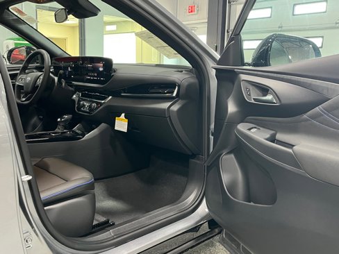 New 2025 Buick Envista Sport Touring w/ Convenience I Package image 8