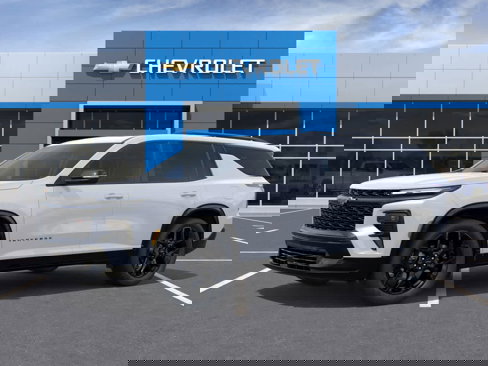 New 2026 Chevrolet Traverse RS w/ LPO, Floor Liner Package image 2