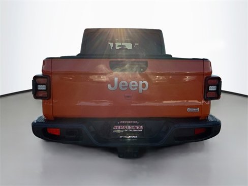 Used 2020 Jeep Gladiator Overland w/ LED Lighting Group image 8