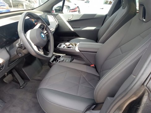 Used 2024 BMW iX xDrive50 w/ Sport Package image 12