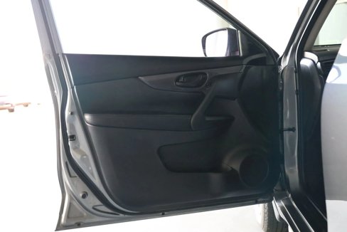 Used 2020 Nissan Rogue S image 10