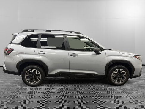 Certified 2025 Subaru Forester Premium image 6