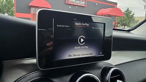 Used 2019 Mercedes-Benz GLC 300 w/ Premium Package image 39