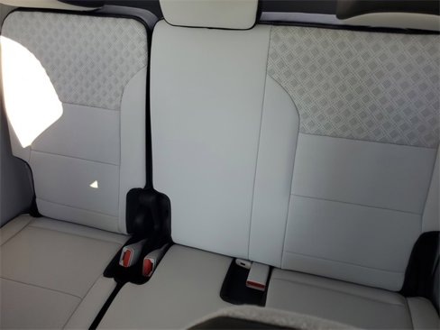 New 2026 GMC Acadia Denali w/ Super Cruise Package image 23
