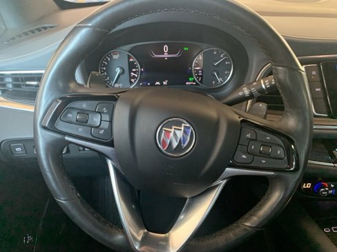 Used 2024 Buick Enclave Premium image 17