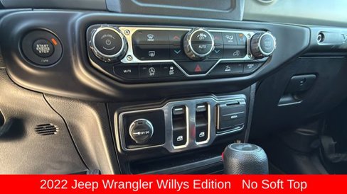 Used 2022 Jeep Wrangler Willys image 14