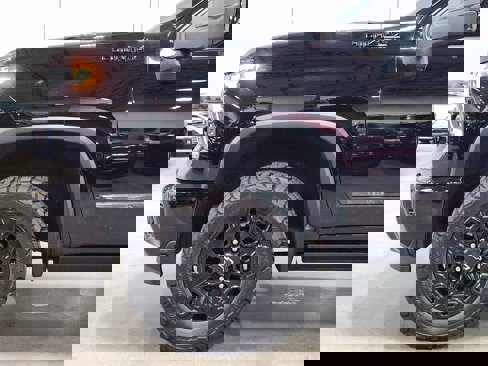 Used 2024 Chevrolet Silverado 2500 High Country w/ High Country Premium Package image 6