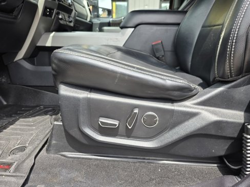 Used 2019 Ford F250 Lariat w/ Lariat Ultimate Package image 12