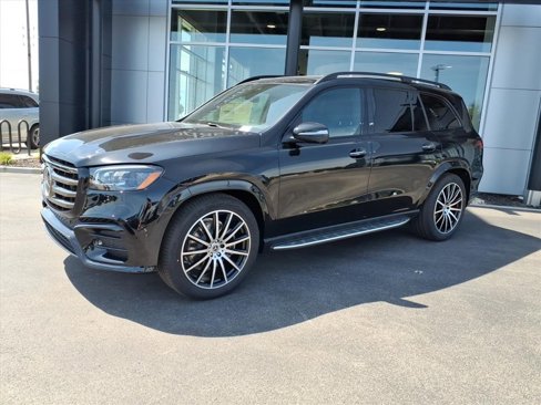 New 2026 Mercedes-Benz GLS 580 4MATIC image 2