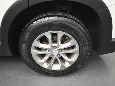 Used 2020 Hyundai Santa Fe SE image 20