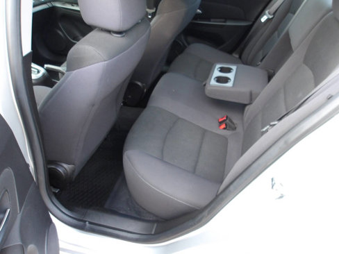 Used 2016 Chevrolet Cruze LT image 19