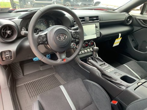 New 2025 Toyota GR86 Premium image 16