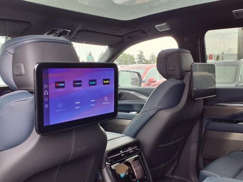 Used 2025 Cadillac Escalade IQ Sport 2 image 12