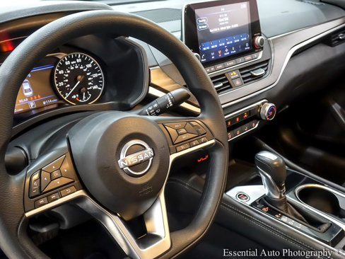 Used 2023 Nissan Altima 2.5 SV image 14