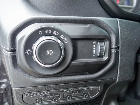 New 2025 Jeep Wrangler Sahara image 18