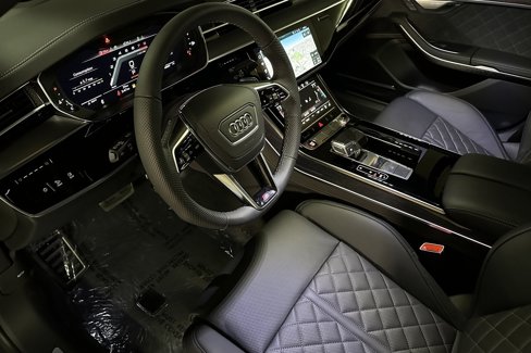 New 2025 Audi S8 image 9