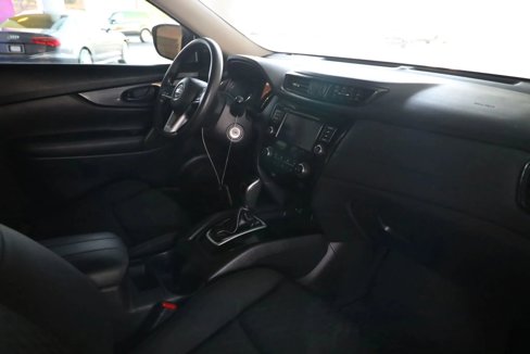 Used 2020 Nissan Rogue S image 18