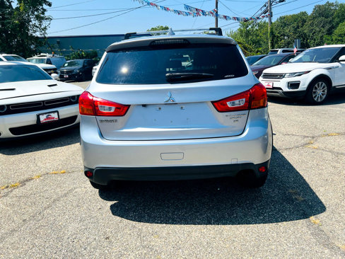 Used 2017 Mitsubishi Outlander Sport SE image 6