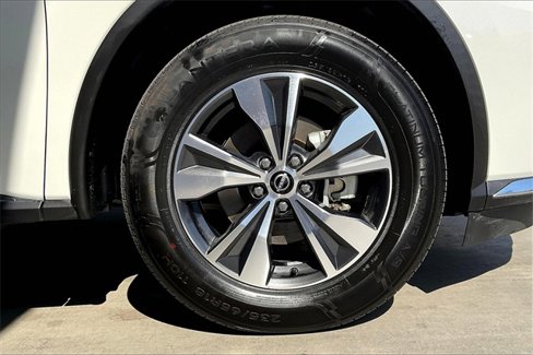 Used 2023 Nissan Murano SV image 8