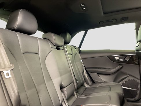 New 2025 Audi Q8 Premium Plus image 15