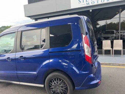 Used 2018 Ford Transit Connect XLT image 9