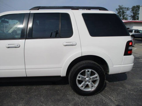 Used 2010 Ford Explorer XLT image 12