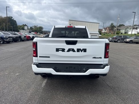 New 2026 RAM 1500 4x4 Crew Cab image 6