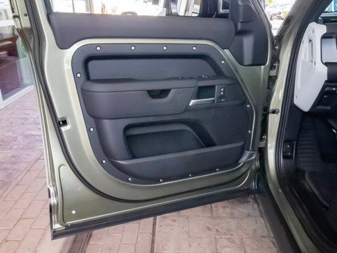 New 2025 Land Rover Defender 110 S image 34