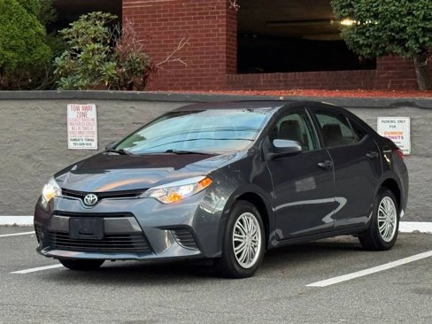 Used 2016 Toyota Corolla L image 1