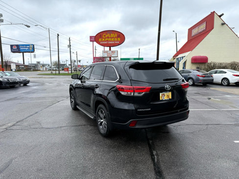 Used 2019 Toyota Highlander LE image 9