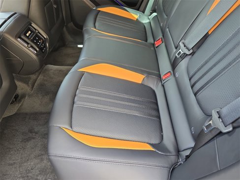 New 2025 Aston Martin DBX 707 image 18