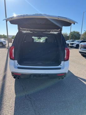 Used 2022 GMC Yukon AT4 image 10