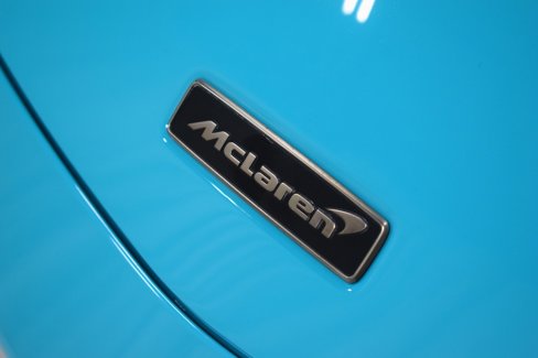 New 2025 McLaren Artura Spider image 4