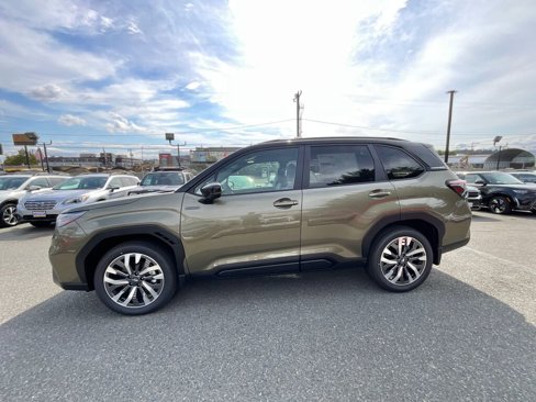 New 2025 Subaru Forester Touring image 5