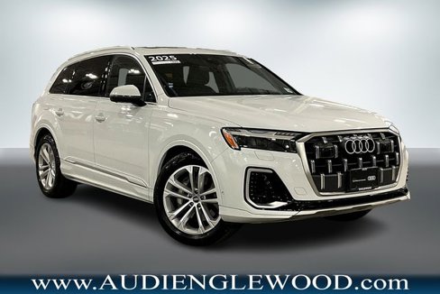 Certified 2025 Audi Q7 3.0T Prestige w/ Prestige Package image 1