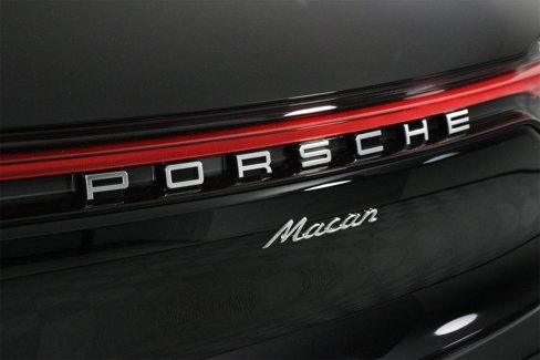 New 2026 Porsche Macan image 22