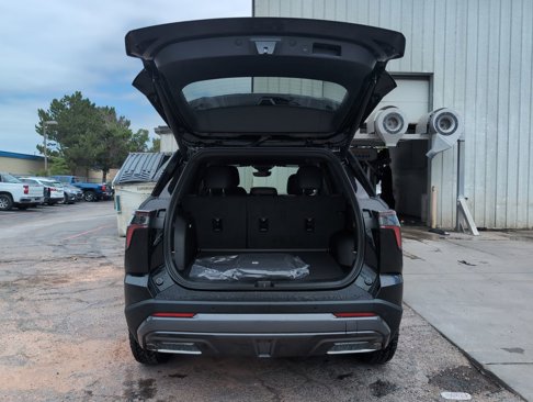New 2026 Chevrolet Equinox ACTIV w/ Convenience Package III image 14