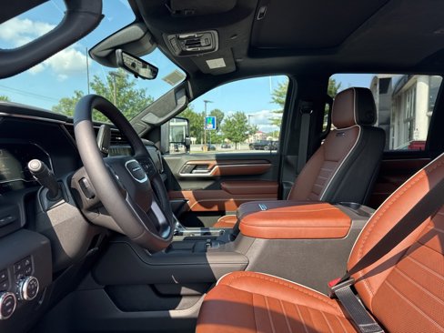 New 2025 GMC Sierra 2500 Denali Ultimate w/ Snow Plow Prep/Camper Package image 15