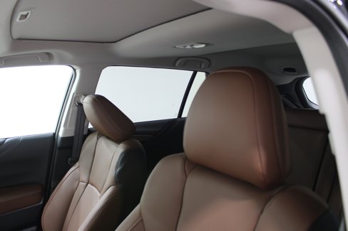 New 2025 Subaru Outback Touring XT image 5