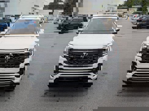 New 2025 Volkswagen Atlas SEL Premium R-Line image 8