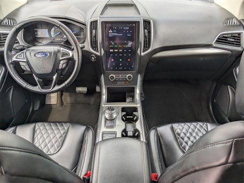 Used 2024 Ford Edge Titanium image 32
