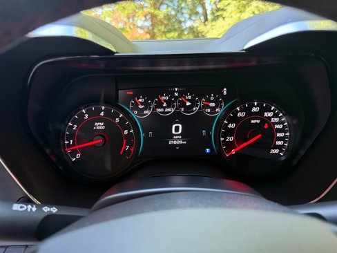 Used 2018 Chevrolet Camaro ZL1 image 41