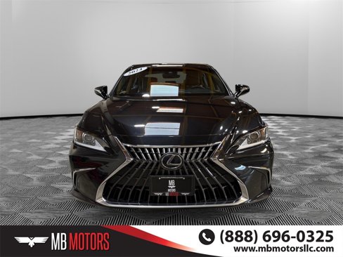 Used 2024 Lexus ES 300h image 11