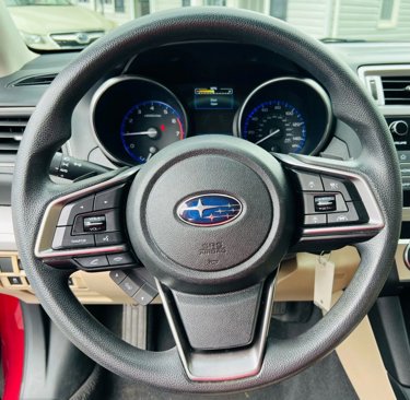 Used 2019 Subaru Outback 2.5i image 11