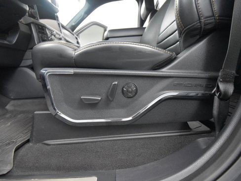 Used 2024 Ford F250 Platinum image 21
