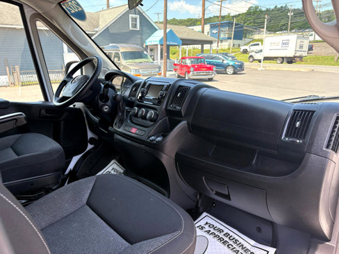 Used 2021 RAM ProMaster 2500 image 14