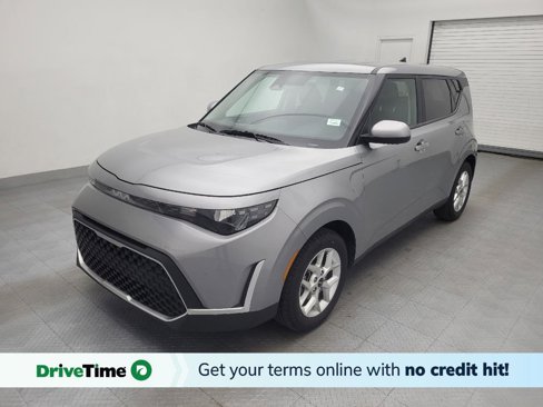 Used 2023 Kia Soul LX w/ LX Technology Package image 1