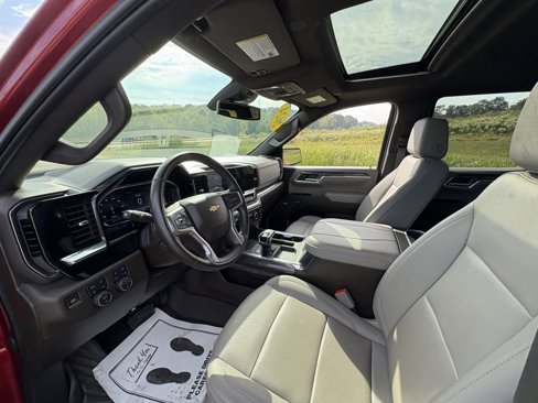 Used 2024 Chevrolet Silverado 1500 LTZ w/ LTZ Premium Package image 38